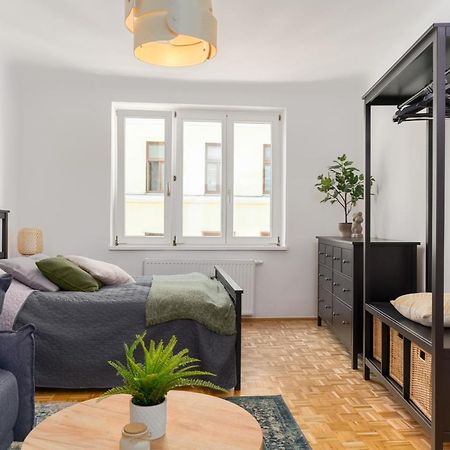 King Bed Home, 3 Bed Rooms, Perfect For Long Term Stay Viyana Dış mekan fotoğraf