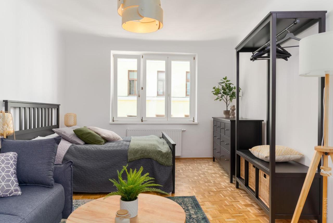 King Bed Home, 3 Bed Rooms, Perfect For Long Term Stay Viyana Dış mekan fotoğraf